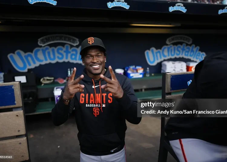 Sanmartín de regreso al roster de Gigantes